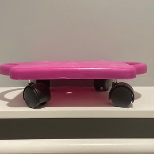 Purple seated roller